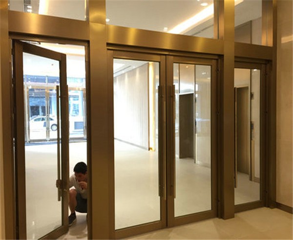 常開(kāi)式防火玻璃門(mén)